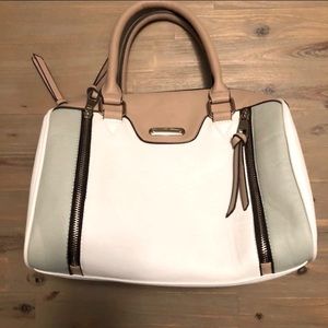 White purse w/ mint green & tan trim. Never used.
